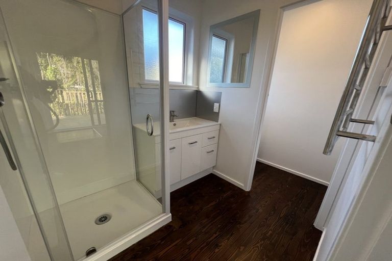 Photo of property in 71 Vipond Road, Stanmore Bay, Whangaparaoa, 0932