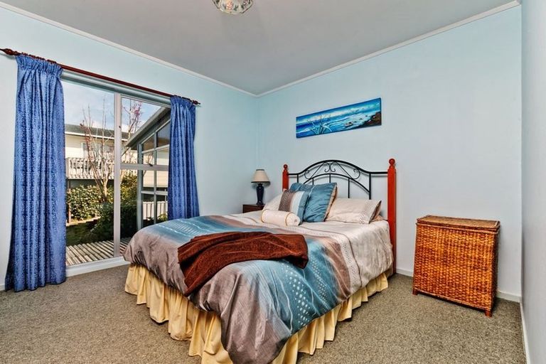 Photo of property in 188 Glamorgan Drive, Torbay, Auckland, 0630