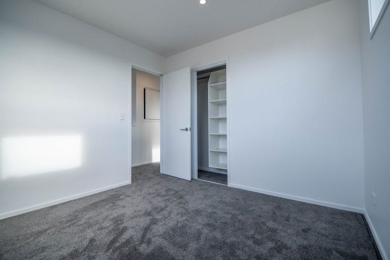 Photo of property in 16 Ilfracombe Place, Burnside, Christchurch, 8053