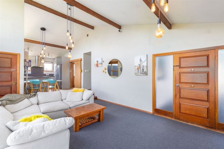 Photo of property in 121 Oakhampton Street, Hornby, Christchurch, 8042