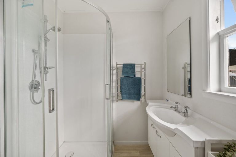 Photo of property in 517 Main North Road, Bay View, Napier, 4104