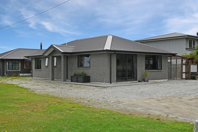 Photo of property in 60a Kaniere Road, Hokitika, 7811