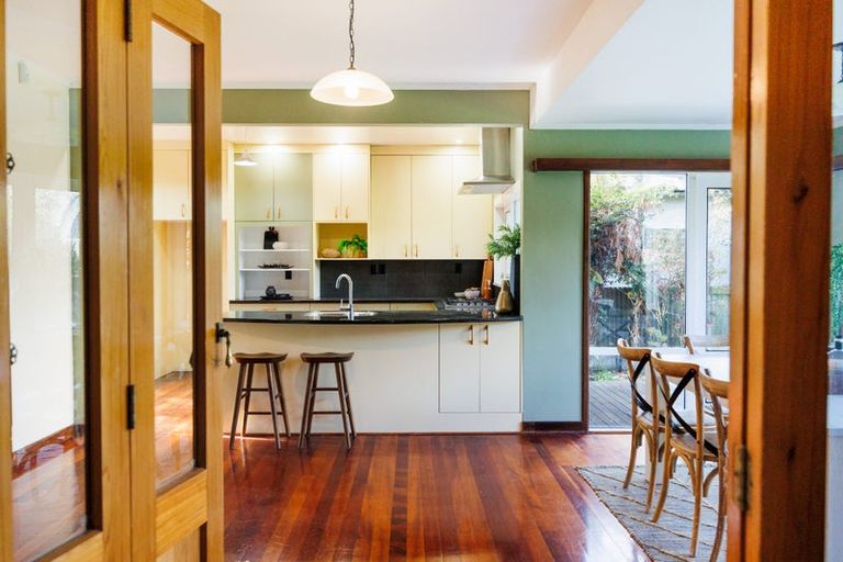 Photo of property in 19 Sheffield Street, Awapuni, Palmerston North, 4412