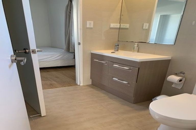 Photo of property in 21 Laquinta Place, Flat Bush, Auckland, 2019