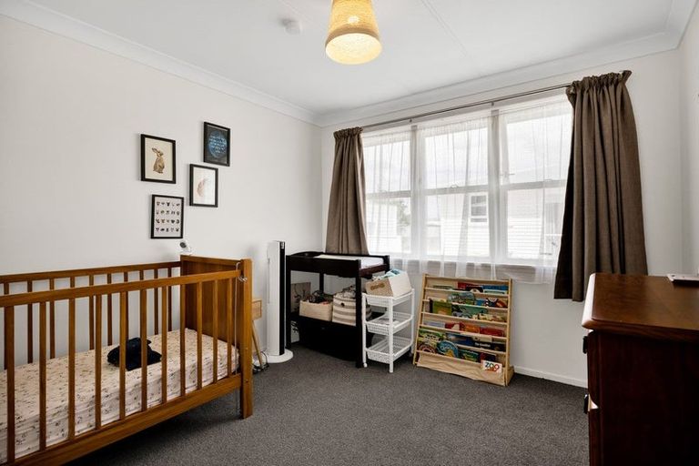 Photo of property in 24 Murray Avenue, Hawera, 4610