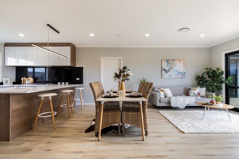 Photo of property in 15 Kereruu Street, Cambridge, 3434