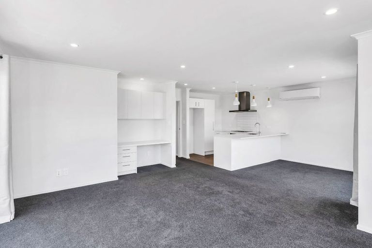 Photo of property in 3 Kaiwaru Place, Waikanae, 5036