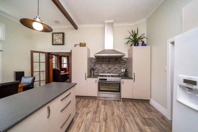 Photo of property in 46 Regan Street, Stratford, 4332