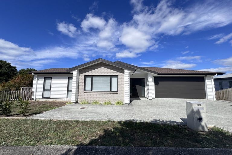 Photo of property in 88 Arran Drive, Orewa, 0931