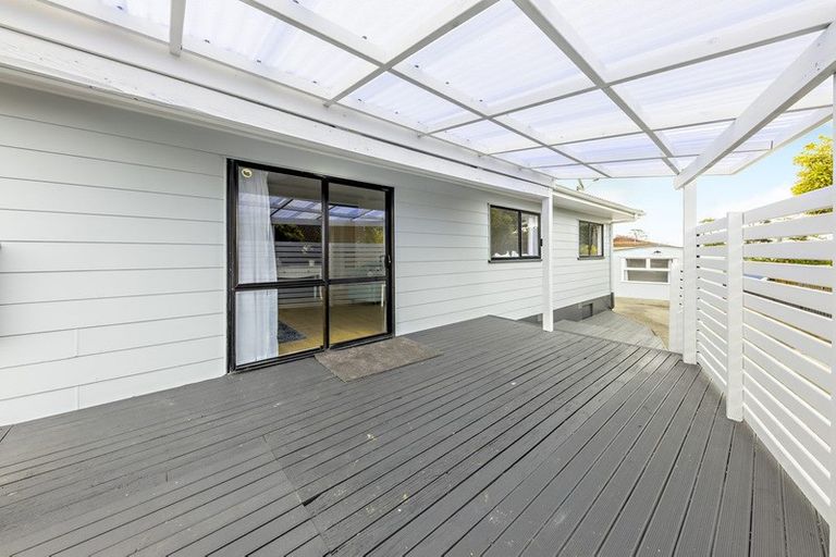 Photo of property in 133 Finlayson Avenue, Clendon Park, Auckland, 2103