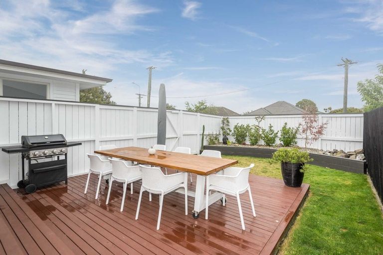 Photo of property in 33 Reginald Street, Burwood, Christchurch, 8083