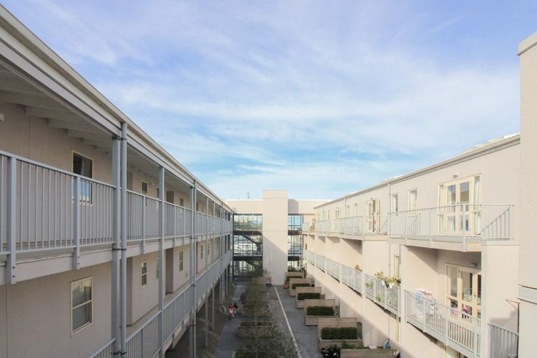 Photo of property in Luxford Villas, 311/72u Herald Street, Berhampore, Wellington, 6023