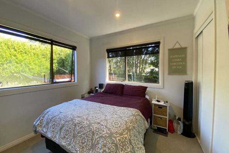 Photo of property in 234 Henderson Valley Road, Henderson, Auckland, 0612