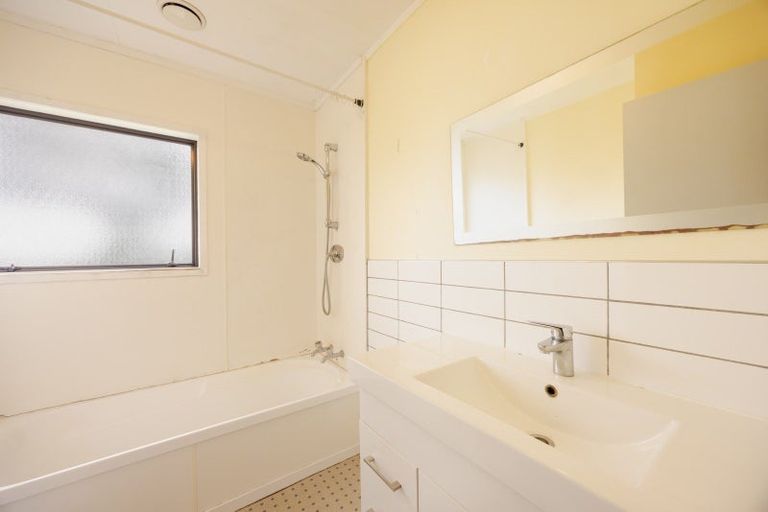 Photo of property in 16 Swamp Road, Ongaonga, Waipawa, 4272
