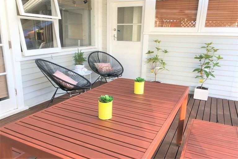 Photo of property in 3 Beatty Avenue, Manurewa, Auckland, 2102