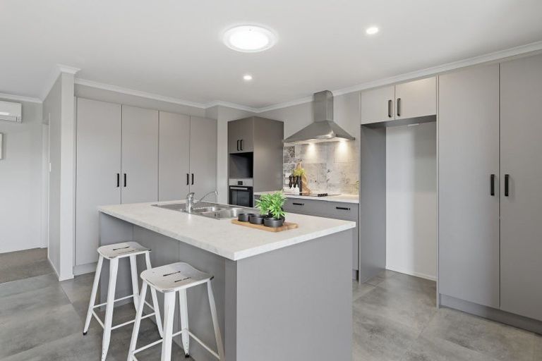 Photo of property in 8 Te Ranga Memorial Drive, Pyes Pa, Tauranga, 3112