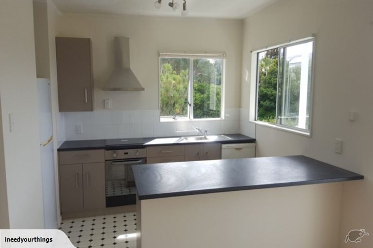 Photo of property in 29a Harbour View Road, Northland, Wellington, 6012