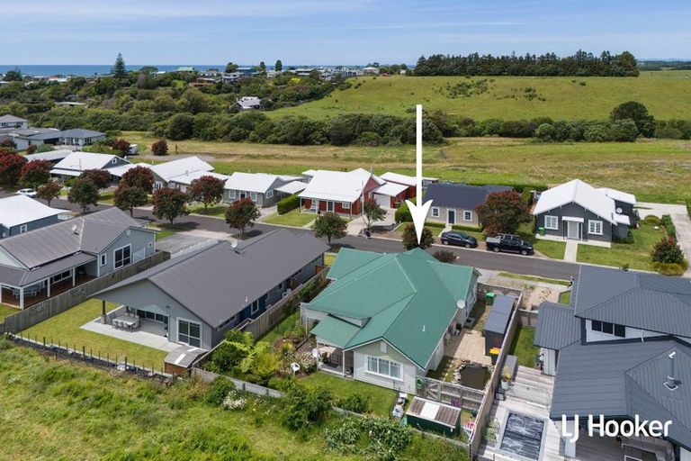 Photo of property in 50 Ocean Breeze Drive, Waihi Beach, 3611