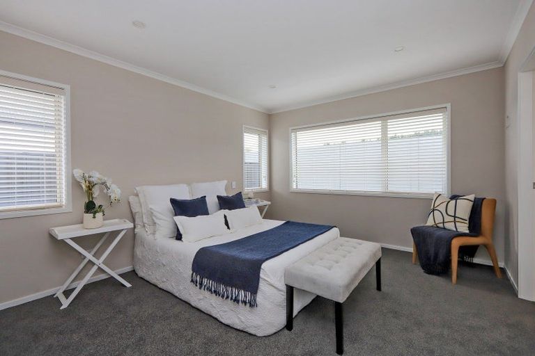Photo of property in 14 George Yee Place, Taradale, 4112