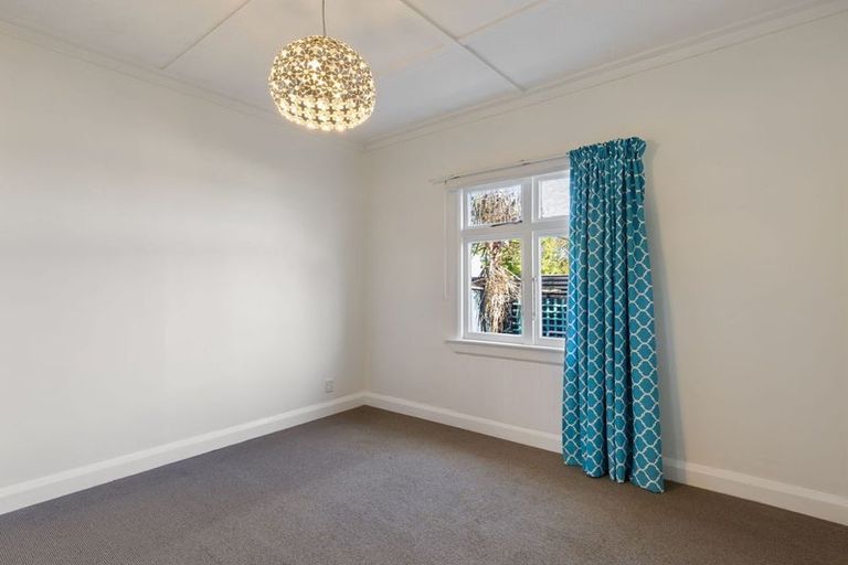 Photo of property in 467 Featherston Street, Palmerston North, 4414