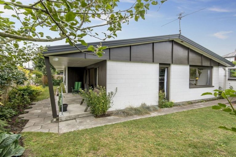 Photo of property in 55c Cranford Street, St Albans, Christchurch, 8014