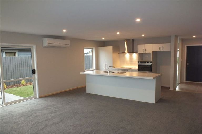 Photo of property in 2 Parawai Street, Marshland, Christchurch, 8083