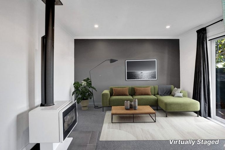 Photo of property in 16 Weymouth Street, New Plymouth, 4310