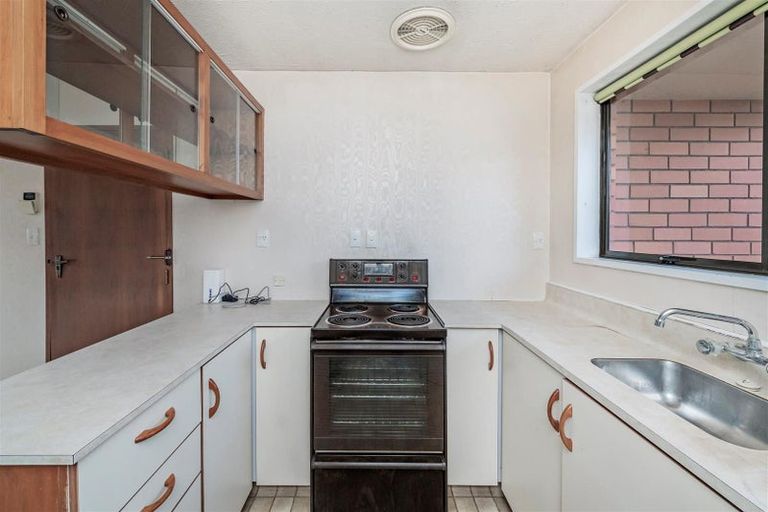 Photo of property in 22 Lake Terrace Road, Burwood, Christchurch, 8061