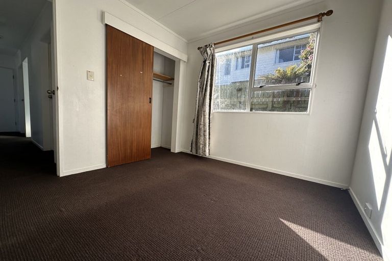 Photo of property in 7a Tralee Place, Johnsonville, Wellington, 6037