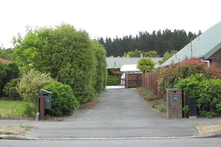 Photo of property in 12 Forest Park Place, Parklands, Christchurch, 8083