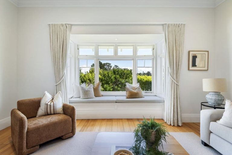 Photo of property in 7a North Avenue, Narrow Neck, Auckland, 0624