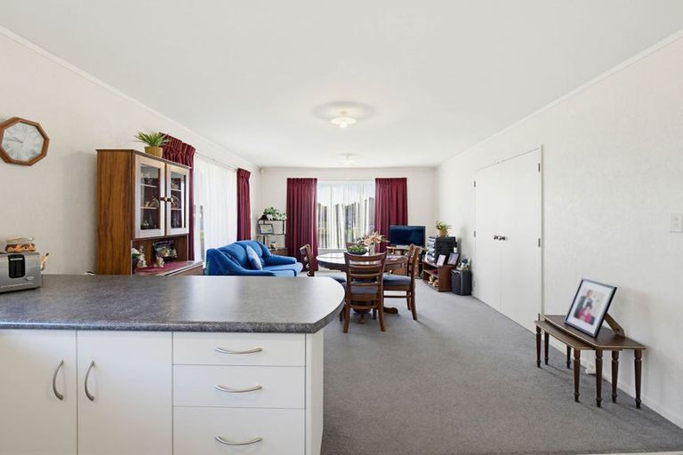 Photo of property in 47 Meridian Grove, Kelvin Grove, Palmerston North, 4414
