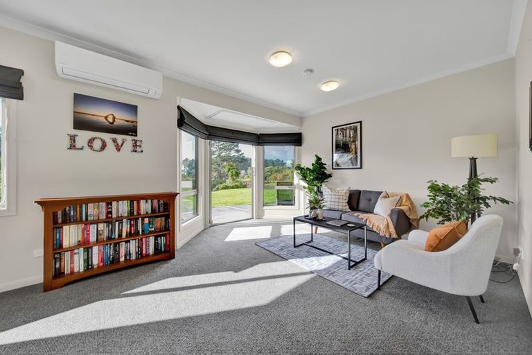 Photo of property in 483 Corbett Road, Lepperton, New Plymouth, 4373