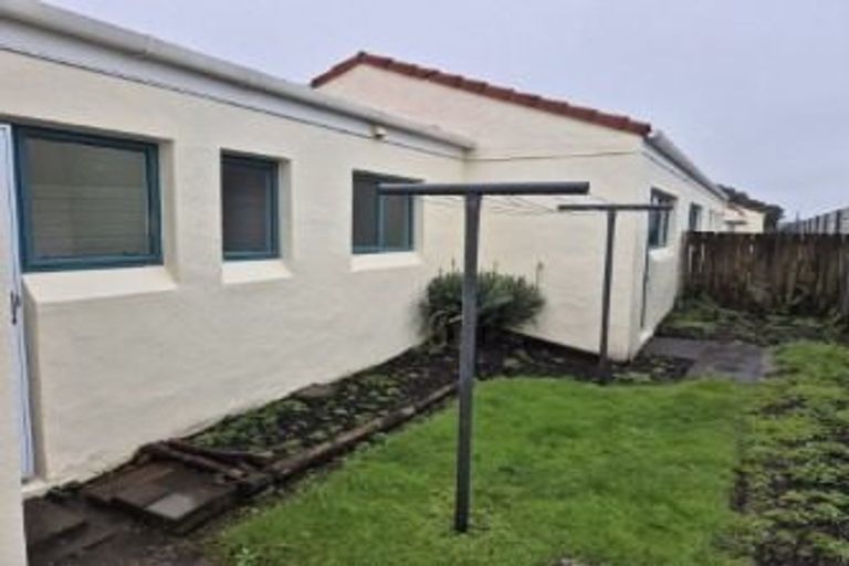 Photo of property in 42 Cobden Street, Gisborne, 4010