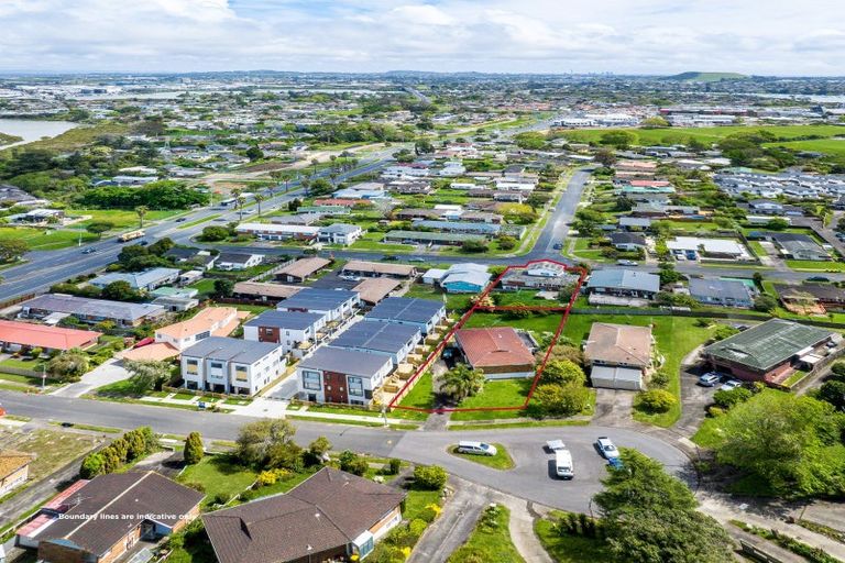 Photo of property in 9 Chevis Place, Pakuranga, Auckland, 2010