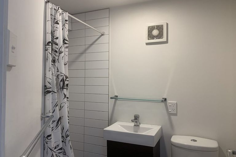 Photo of property in 163 Titirangi Road, New Lynn, Auckland, 0600