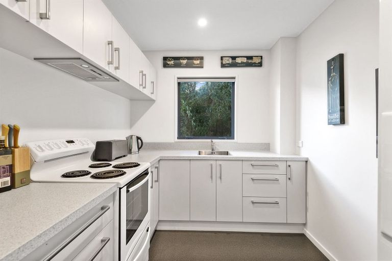 Photo of property in Cornwall Gardens, 8/27 Cornwall Street, St Albans, Christchurch, 8014