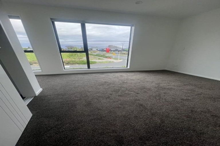 Photo of property in 105 Settlers Avenue, Hobsonville, Auckland, 0618