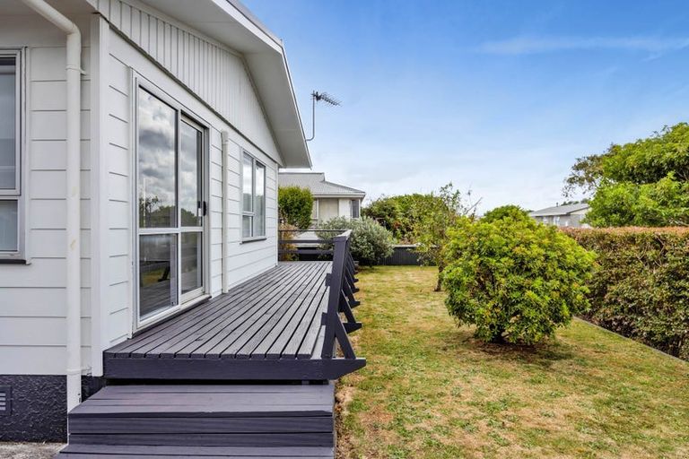 Photo of property in 6 Manuka Place, Hawera, 4610