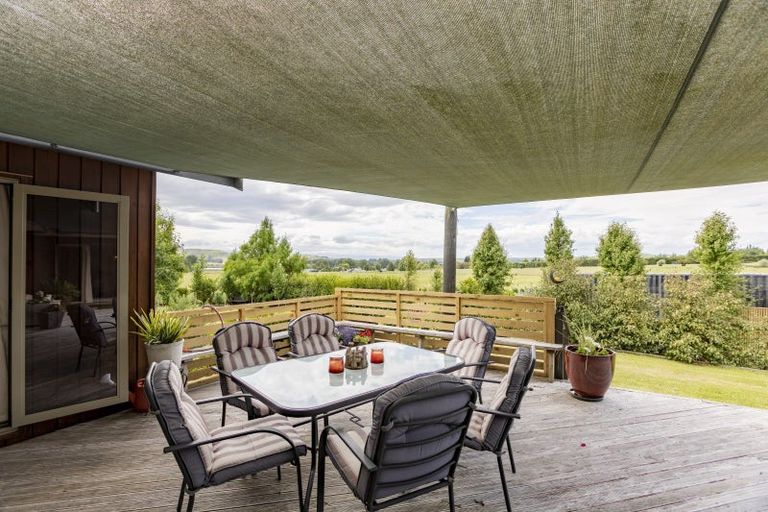 Photo of property in 346 Porangahau Road, Waipukurau, 4282