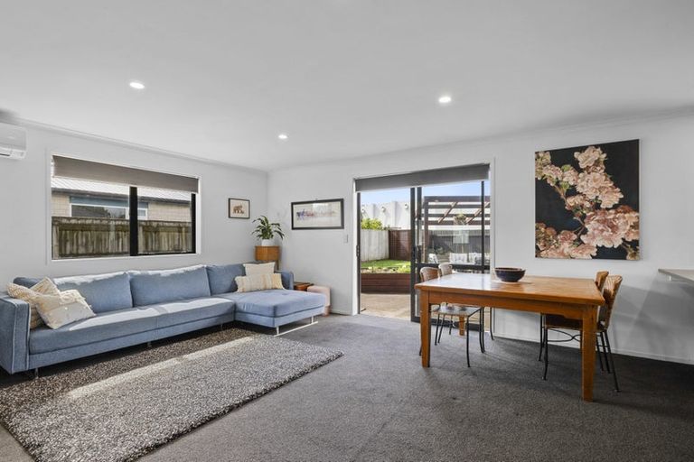 Photo of property in 206a Ngamotu Road, Spotswood, New Plymouth, 4310