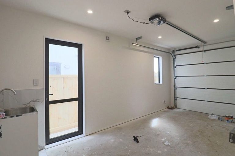 Photo of property in 13 John Gray Street, Papakura, 2110