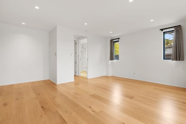 Photo of property in 19 Kinmont Rise, East Tamaki Heights, Auckland, 2016