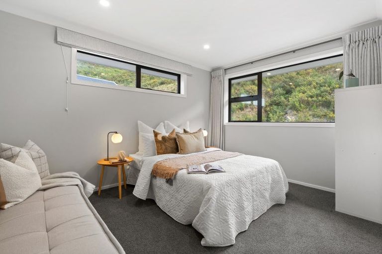 Photo of property in 12 Porokaiwhiri Street, Crofton Downs, Wellington, 6035