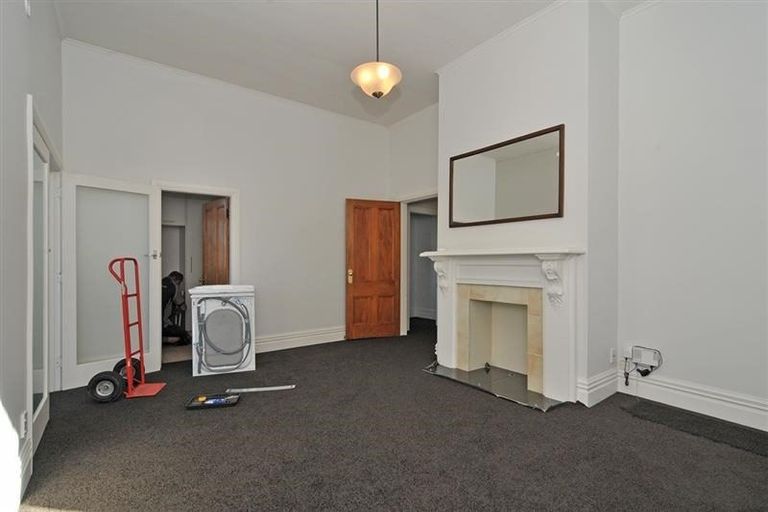 Photo of property in 131 Wallace Street, Mount Cook, Wellington, 6021