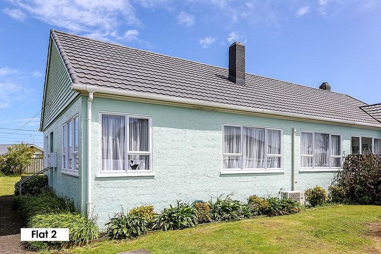 Photo of property in 2 Chard Street, Westown, New Plymouth, 4310