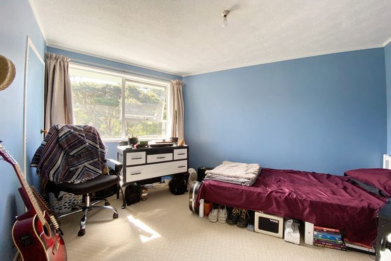 Photo of property in 37 Onedin Place, Titirangi, Auckland, 0604