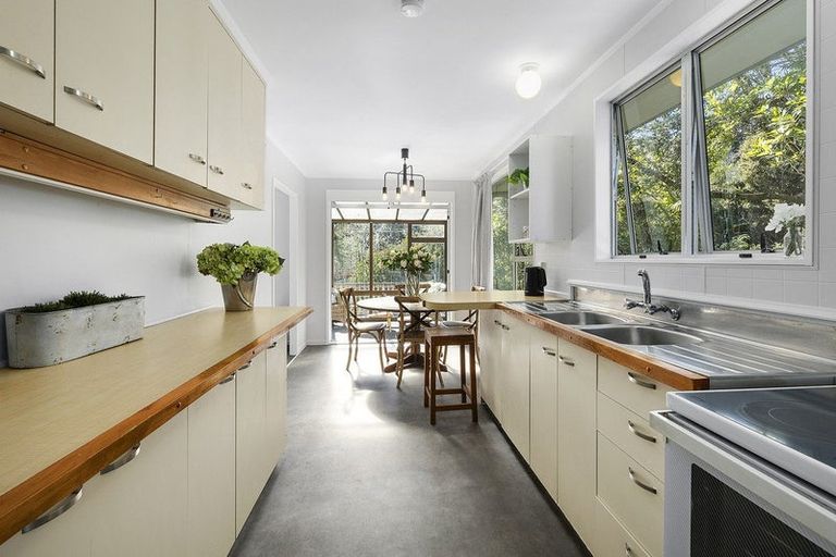 Photo of property in 22 Carvel Lane, Whitby, Porirua, 5024