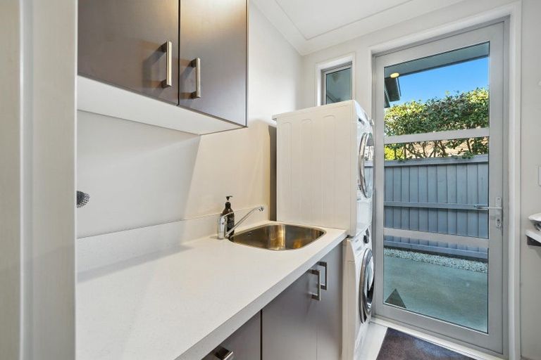 Photo of property in 43 Sycamore Close, Rangiora, 7400