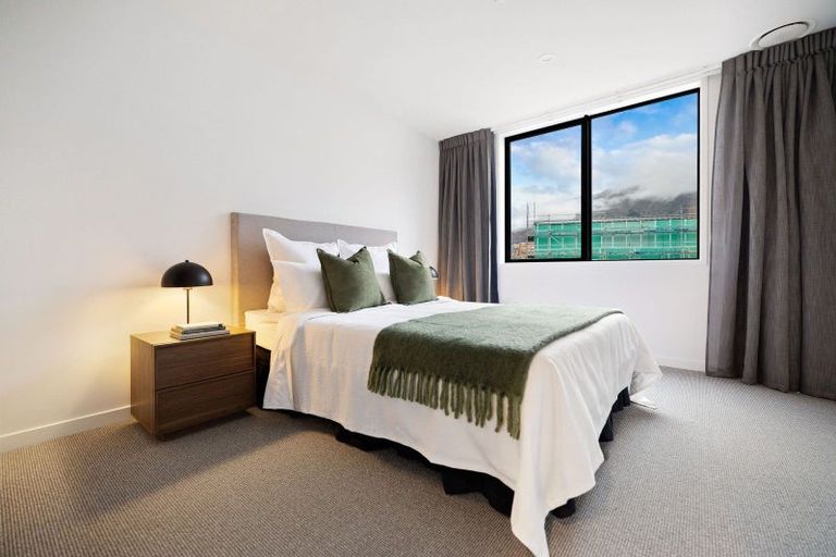 Photo of property in 18 Taurus Lane, Jacks Point, 9371